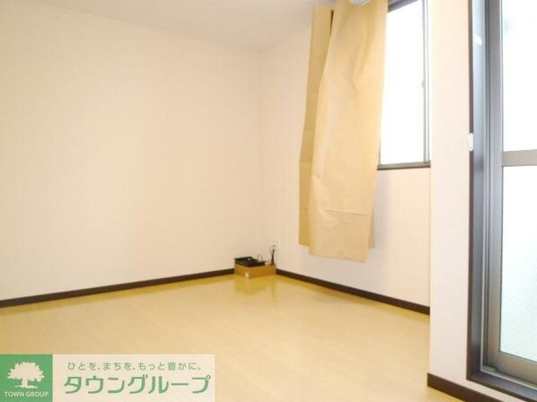 レオネクストヴェルサイユ浅間の物件内観写真